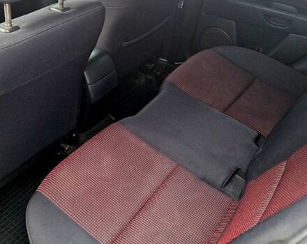 Черный Мазда 3, объемом двигателя 2 л и пробегом 173 тыс. км за 4600 $, фото 9 на Automoto.ua