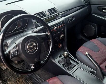 Черный Мазда 3, объемом двигателя 2 л и пробегом 173 тыс. км за 4600 $, фото 8 на Automoto.ua