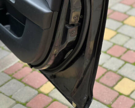 Черный Мазда 3, объемом двигателя 1.6 л и пробегом 192 тыс. км за 5500 $, фото 8 на Automoto.ua