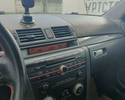 Черный Мазда 3, объемом двигателя 2 л и пробегом 187 тыс. км за 5300 $, фото 8 на Automoto.ua