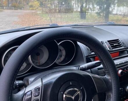 Черный Мазда 3, объемом двигателя 1.6 л и пробегом 300 тыс. км за 4600 $, фото 6 на Automoto.ua