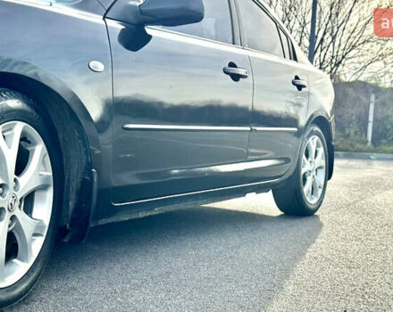 Чорний Мазда 3, об'ємом двигуна 1.6 л та пробігом 237 тис. км за 5850 $, фото 29 на Automoto.ua