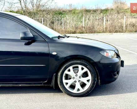 Чорний Мазда 3, об'ємом двигуна 1.6 л та пробігом 237 тис. км за 5850 $, фото 15 на Automoto.ua