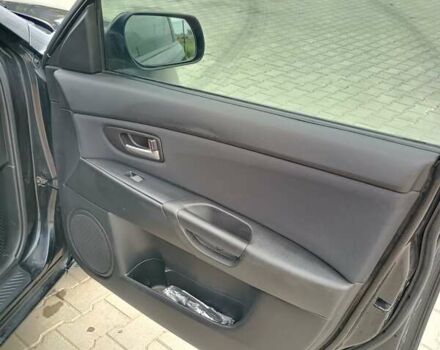 Чорний Мазда 3, об'ємом двигуна 1.6 л та пробігом 262 тис. км за 5100 $, фото 12 на Automoto.ua