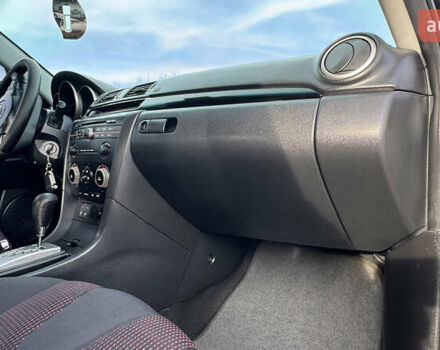 Чорний Мазда 3, об'ємом двигуна 1.6 л та пробігом 237 тис. км за 5850 $, фото 33 на Automoto.ua