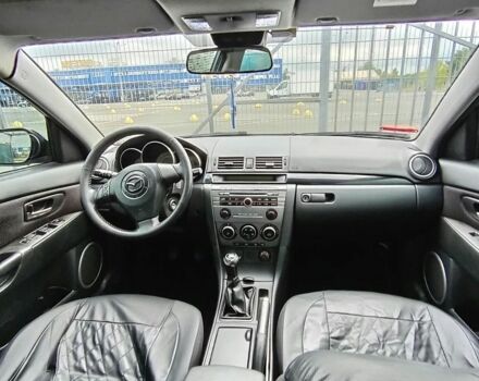 Чорний Мазда 3, об'ємом двигуна 2 л та пробігом 301 тис. км за 5200 $, фото 3 на Automoto.ua