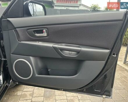 Черный Мазда 3, объемом двигателя 1.6 л и пробегом 180 тыс. км за 5700 $, фото 32 на Automoto.ua