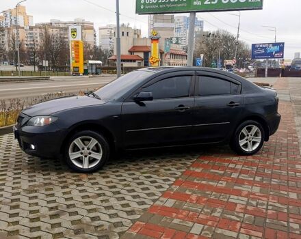 Чорний Мазда 3, об'ємом двигуна 1.6 л та пробігом 235 тис. км за 5600 $, фото 1 на Automoto.ua