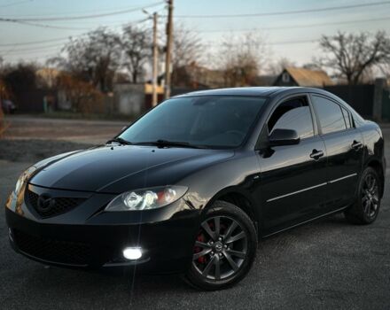 Черный Мазда 3, объемом двигателя 1.6 л и пробегом 290 тыс. км за 4400 $, фото 1 на Automoto.ua