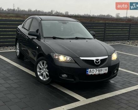 Черный Мазда 3, объемом двигателя 1.6 л и пробегом 181 тыс. км за 6100 $, фото 2 на Automoto.ua