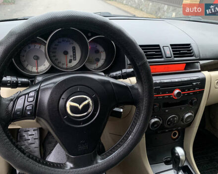 Черный Мазда 3, объемом двигателя 1.6 л и пробегом 200 тыс. км за 4999 $, фото 16 на Automoto.ua