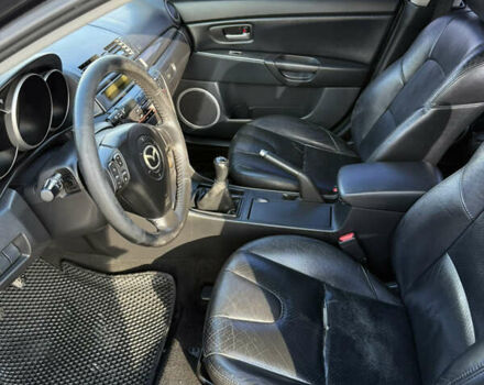 Черный Мазда 3, объемом двигателя 2 л и пробегом 154 тыс. км за 5500 $, фото 7 на Automoto.ua