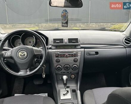 Черный Мазда 3, объемом двигателя 1.6 л и пробегом 181 тыс. км за 6100 $, фото 26 на Automoto.ua