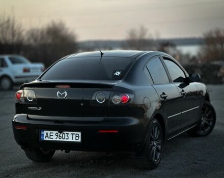 Черный Мазда 3, объемом двигателя 1.6 л и пробегом 290 тыс. км за 4400 $, фото 5 на Automoto.ua