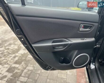 Черный Мазда 3, объемом двигателя 1.6 л и пробегом 181 тыс. км за 6100 $, фото 31 на Automoto.ua