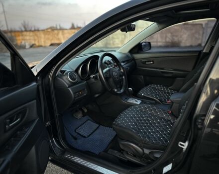 Черный Мазда 3, объемом двигателя 1.6 л и пробегом 290 тыс. км за 4400 $, фото 10 на Automoto.ua