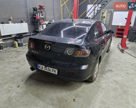 Черный Мазда 3, объемом двигателя 1.6 л и пробегом 240 тыс. км за 4200 $, фото 3 на Automoto.ua