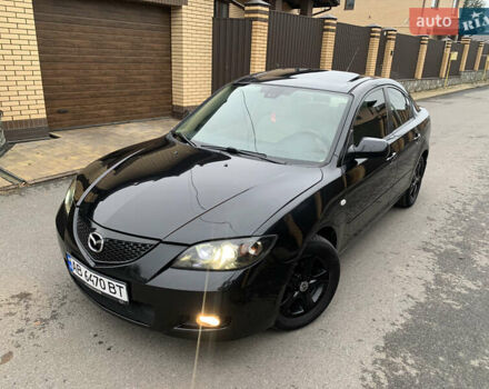 Черный Мазда 3, объемом двигателя 1.6 л и пробегом 200 тыс. км за 4999 $, фото 1 на Automoto.ua