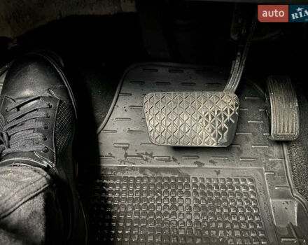 Чорний Мазда 3, об'ємом двигуна 1.6 л та пробігом 188 тис. км за 6800 $, фото 29 на Automoto.ua