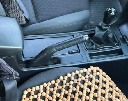 Чорний Мазда 3, об'ємом двигуна 1.6 л та пробігом 260 тис. км за 5950 $, фото 12 на Automoto.ua
