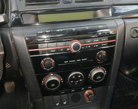 Черный Мазда 3, объемом двигателя 1.6 л и пробегом 245 тыс. км за 3682 $, фото 2 на Automoto.ua