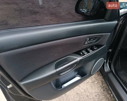 Черный Мазда 3, объемом двигателя 2 л и пробегом 221 тыс. км за 5700 $, фото 22 на Automoto.ua