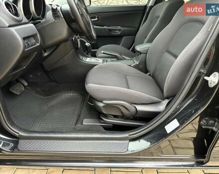 Черный Мазда 3, объемом двигателя 1.6 л и пробегом 130 тыс. км за 7700 $, фото 56 на Automoto.ua