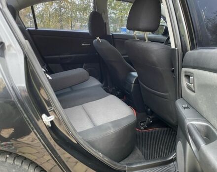 Черный Мазда 3, объемом двигателя 1.6 л и пробегом 228 тыс. км за 6300 $, фото 11 на Automoto.ua