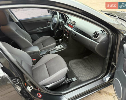 Чорний Мазда 3, об'ємом двигуна 1.6 л та пробігом 183 тис. км за 6150 $, фото 42 на Automoto.ua