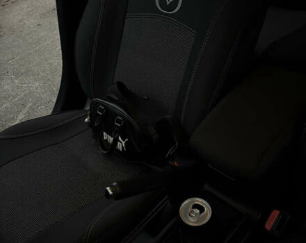 Чорний Мазда 3, об'ємом двигуна 1.6 л та пробігом 330 тис. км за 5500 $, фото 17 на Automoto.ua