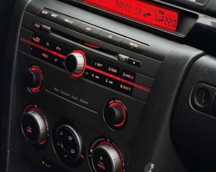 Черный Мазда 3, объемом двигателя 1.6 л и пробегом 89 тыс. км за 4800 $, фото 10 на Automoto.ua