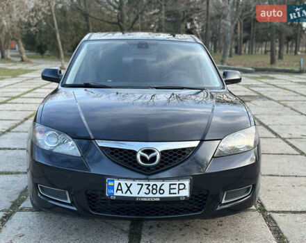 Чорний Мазда 3, об'ємом двигуна 1.6 л та пробігом 198 тис. км за 5499 $, фото 5 на Automoto.ua