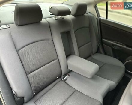 Черный Мазда 3, объемом двигателя 1.6 л и пробегом 130 тыс. км за 7700 $, фото 49 на Automoto.ua