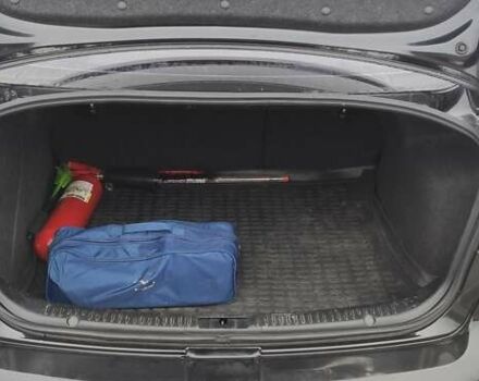 Черный Мазда 3, объемом двигателя 1.6 л и пробегом 146 тыс. км за 4800 $, фото 7 на Automoto.ua