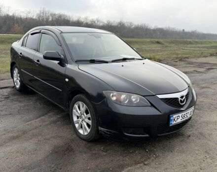 Черный Мазда 3, объемом двигателя 1.6 л и пробегом 225 тыс. км за 4250 $, фото 1 на Automoto.ua