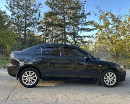 Черный Мазда 3, объемом двигателя 2 л и пробегом 192 тыс. км за 6500 $, фото 6 на Automoto.ua