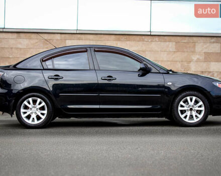 Черный Мазда 3, объемом двигателя 1.6 л и пробегом 185 тыс. км за 6350 $, фото 3 на Automoto.ua