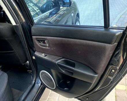 Чорний Мазда 3, об'ємом двигуна 1.6 л та пробігом 222 тис. км за 5400 $, фото 9 на Automoto.ua