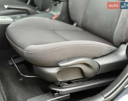 Черный Мазда 3, объемом двигателя 1.6 л и пробегом 130 тыс. км за 7700 $, фото 57 на Automoto.ua