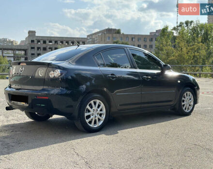 Чорний Мазда 3, об'ємом двигуна 1.6 л та пробігом 183 тис. км за 6500 $, фото 5 на Automoto.ua