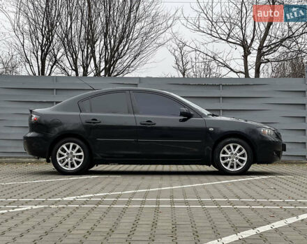 Черный Мазда 3, объемом двигателя 1.6 л и пробегом 256 тыс. км за 5450 $, фото 4 на Automoto.ua