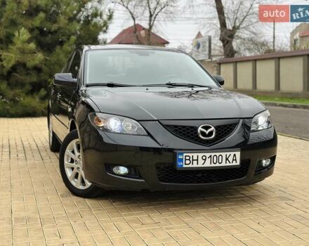 Черный Мазда 3, объемом двигателя 1.6 л и пробегом 130 тыс. км за 7700 $, фото 1 на Automoto.ua