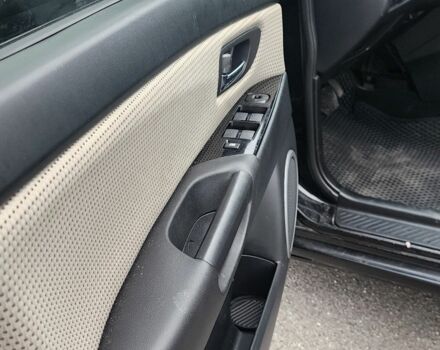 Черный Мазда 3, объемом двигателя 1.6 л и пробегом 300 тыс. км за 3700 $, фото 13 на Automoto.ua