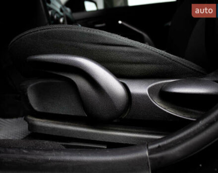 Черный Мазда 3, объемом двигателя 1.6 л и пробегом 185 тыс. км за 6350 $, фото 29 на Automoto.ua