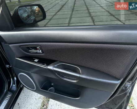 Чорний Мазда 3, об'ємом двигуна 1.6 л та пробігом 198 тис. км за 5499 $, фото 36 на Automoto.ua