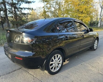 Черный Мазда 3, объемом двигателя 2 л и пробегом 192 тыс. км за 6500 $, фото 4 на Automoto.ua