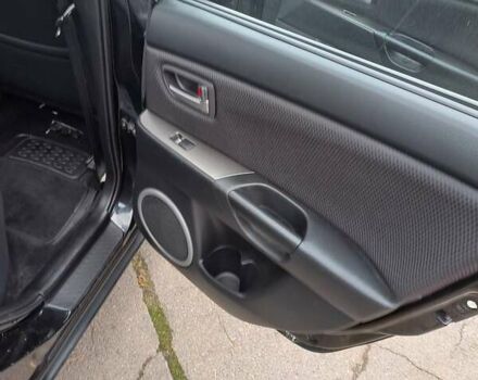 Черный Мазда 3, объемом двигателя 0 л и пробегом 184 тыс. км за 5400 $, фото 2 на Automoto.ua