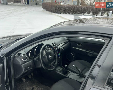 Чорний Мазда 3, об'ємом двигуна 1.6 л та пробігом 196 тис. км за 5500 $, фото 12 на Automoto.ua