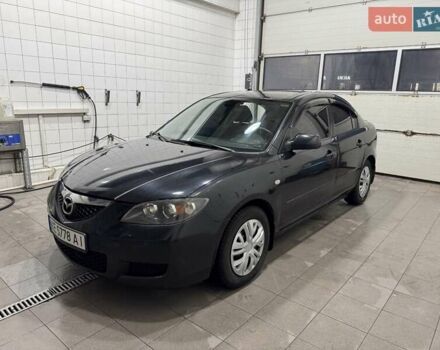 Черный Мазда 3, объемом двигателя 1.6 л и пробегом 222 тыс. км за 5450 $, фото 3 на Automoto.ua