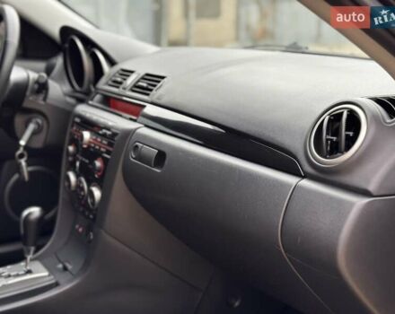 Черный Мазда 3, объемом двигателя 1.6 л и пробегом 130 тыс. км за 7700 $, фото 36 на Automoto.ua